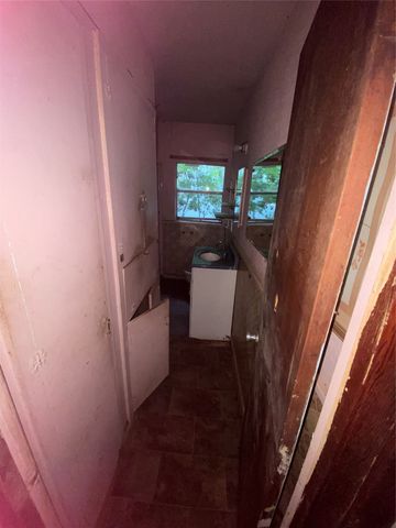 927 Dalzell Street, Shreveport, LA 71104