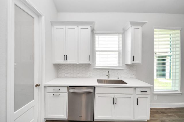 714 Satterwhite Farms Lane, Magnolia, TX 77354