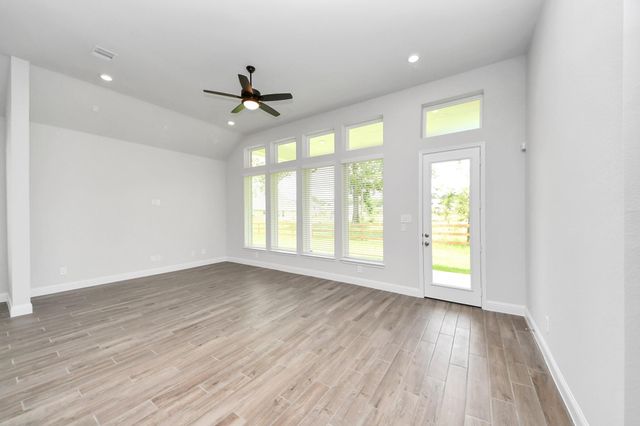 714 Satterwhite Farms Lane, Magnolia, TX 77354