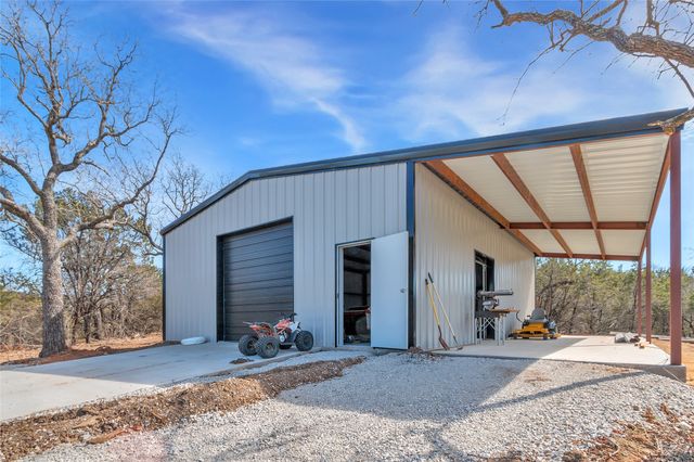 1048 Mountain Bluebird Court, Graford, TX 76449