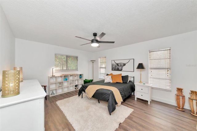 6104 26TH AVENUE E, Bradenton, FL 34208