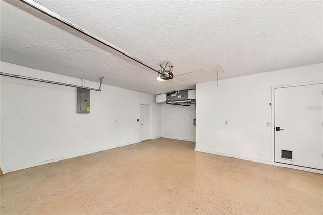 6104 26TH AVENUE E, Bradenton, FL 34208