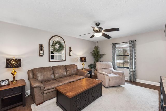 7892 Pleasant Valley Road, Florence, KY 41042