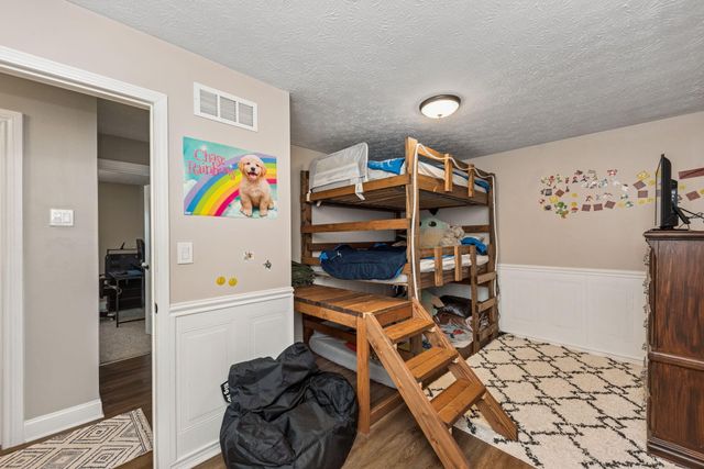 7892 Pleasant Valley Road, Florence, KY 41042