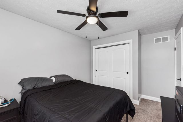 7892 Pleasant Valley Road, Florence, KY 41042