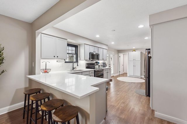 7892 Pleasant Valley Road, Florence, KY 41042