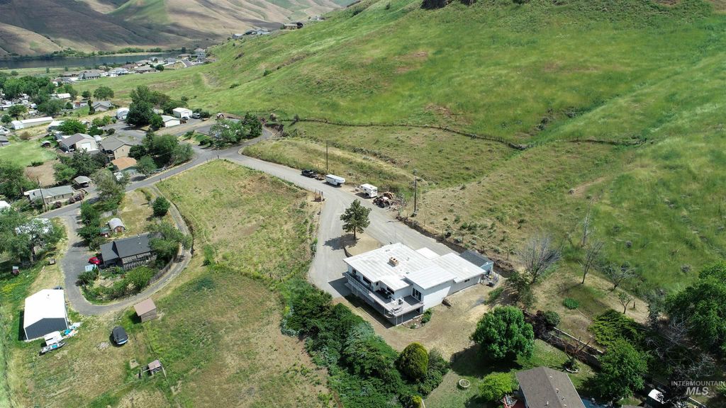 1101 5th Street, Asotin, WA 99402