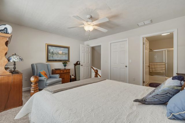 42 McKenzie Court, Milton, WV 25541