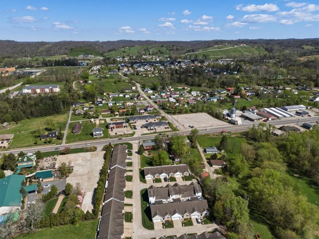 42 McKenzie Court, Milton, WV 25541