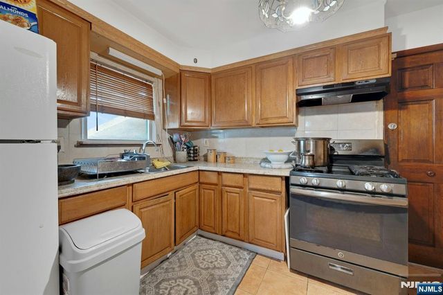 48 Doherty Drive, Clifton, NJ 07013