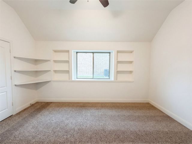 633 Bayonet Drive, Fort Worth, TX 76108