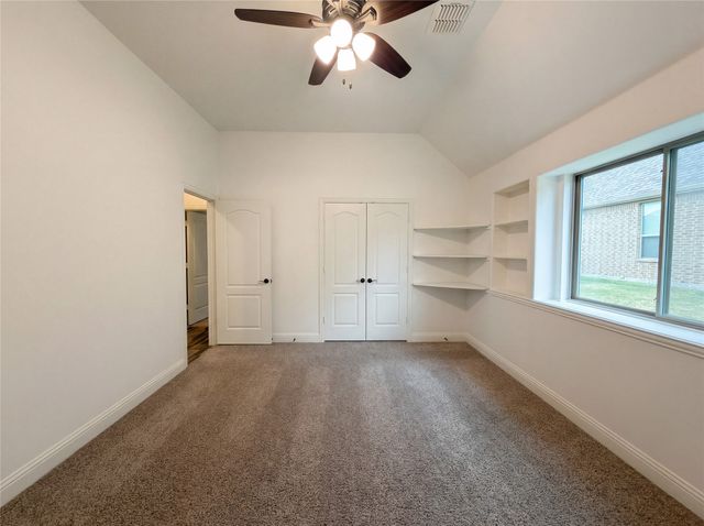 633 Bayonet Drive, Fort Worth, TX 76108