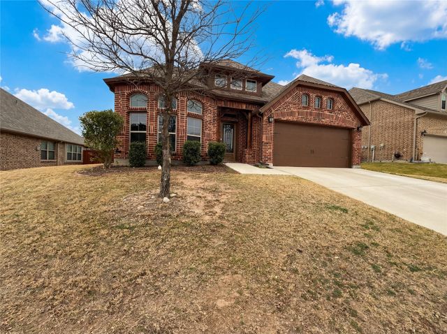 633 Bayonet Drive, Fort Worth, TX 76108