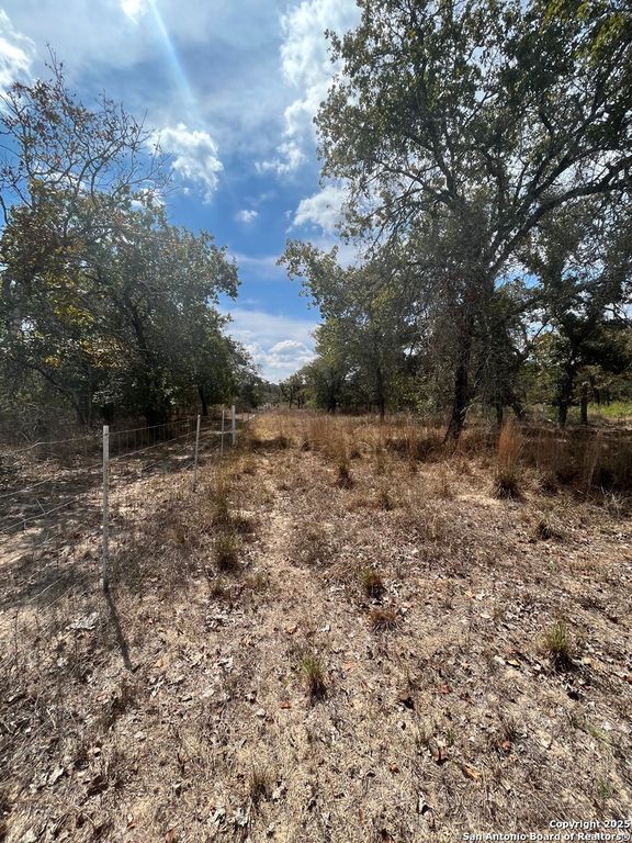 300 Deer Ridge, Seguin, TX 78155