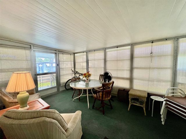 130 MELODY LANE, Tarpon Springs, FL 34689