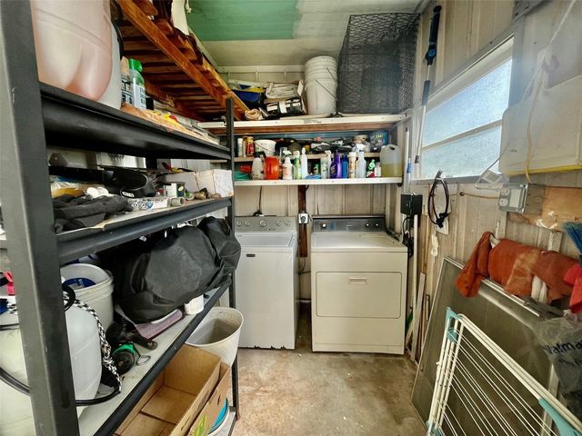 130 MELODY LANE, Tarpon Springs, FL 34689
