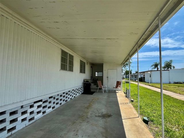 130 MELODY LANE, Tarpon Springs, FL 34689