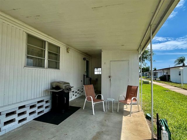130 MELODY LANE, Tarpon Springs, FL 34689