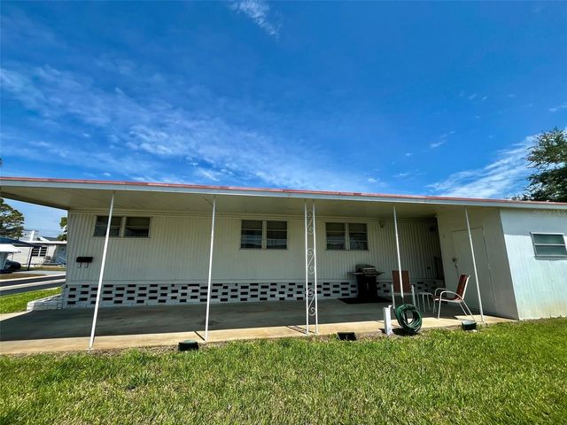 130 MELODY LANE, Tarpon Springs, FL 34689