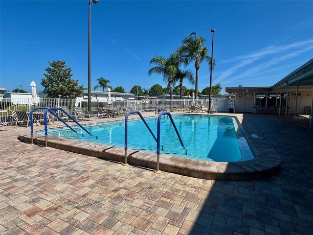 130 MELODY LANE, Tarpon Springs, FL 34689