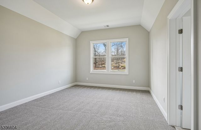 2 Bristol Ridge Rd, Boonton Twp., NJ 07005