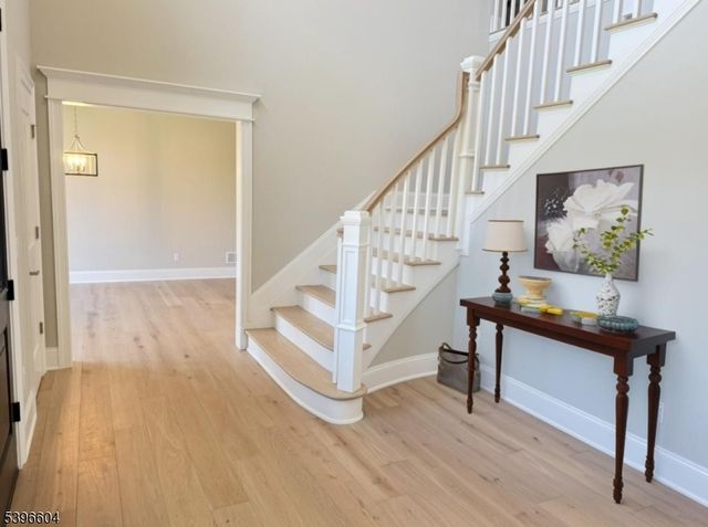 2 Bristol Ridge Rd, Boonton Twp., NJ 07005