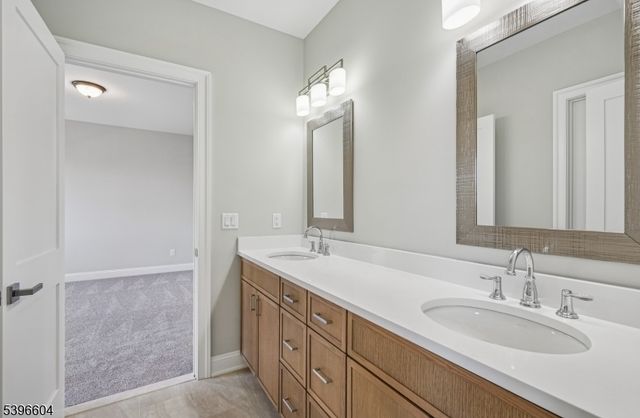 2 Bristol Ridge Rd, Boonton Twp., NJ 07005