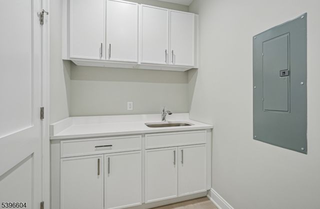 2 Bristol Ridge Rd, Boonton Twp., NJ 07005