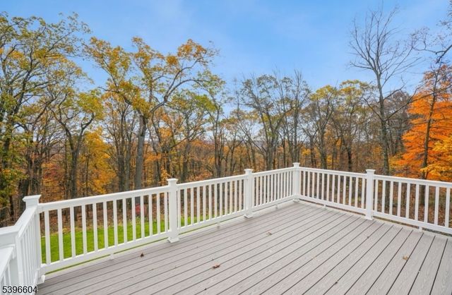 2 Bristol Ridge Rd, Boonton Twp., NJ 07005