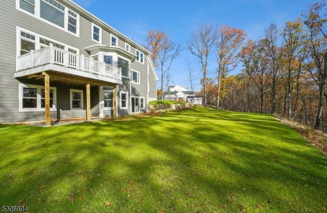 2 Bristol Ridge Rd, Boonton Twp., NJ 07005