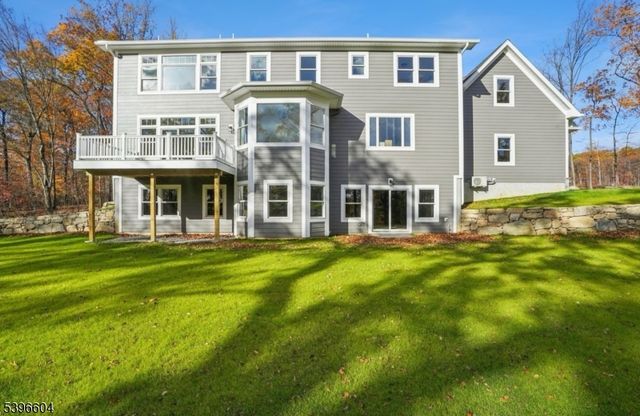 2 Bristol Ridge Rd, Boonton Twp., NJ 07005