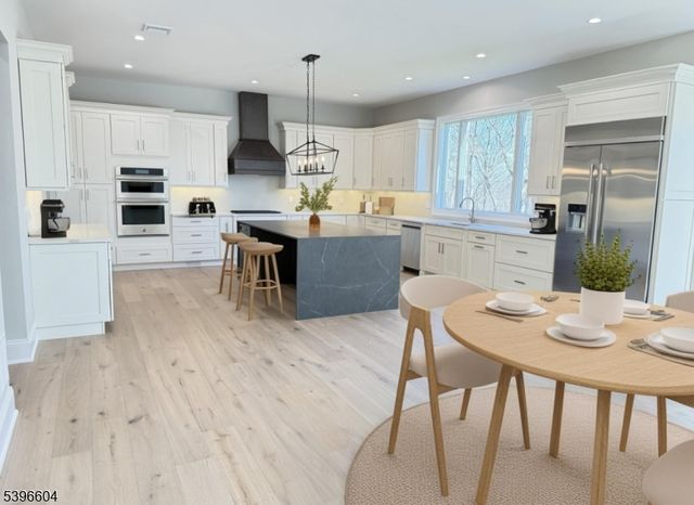 2 Bristol Ridge Rd, Boonton Twp., NJ 07005