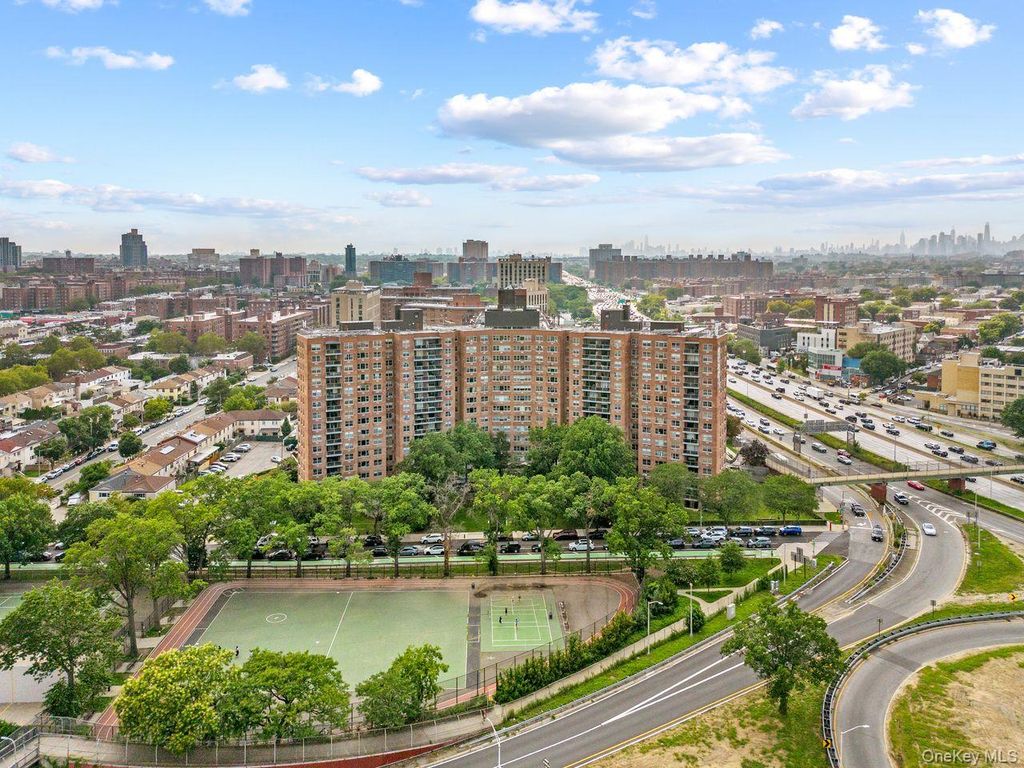 61-20 Grand Central Parkway A1508, Forest Hills, NY 11375 — photo 5