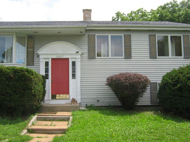 1007 Prairie Lawn Road, Glenview, IL 60025