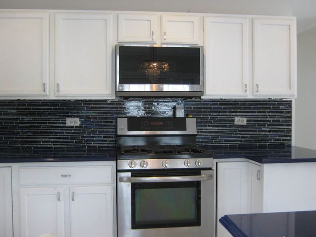 1007 Prairie Lawn Road, Glenview, IL 60025