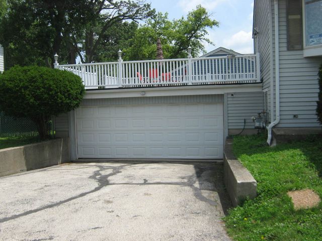 1007 Prairie Lawn Road, Glenview, IL 60025