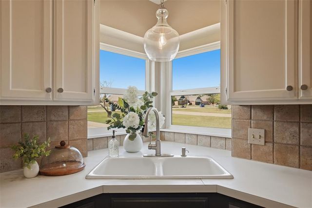 1213 NW Misty Drive, Piedmont, OK 73078