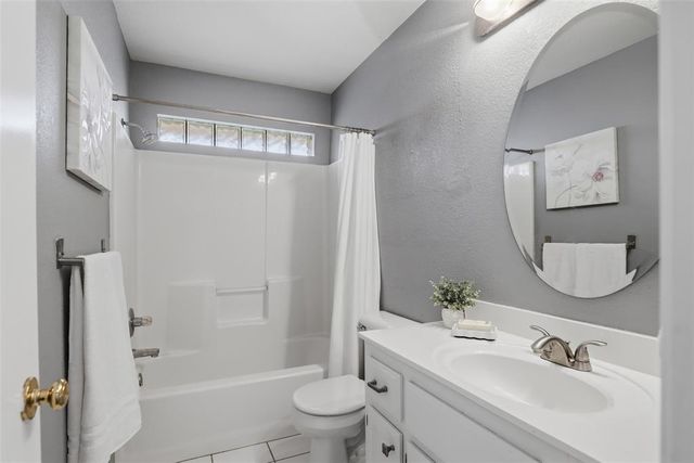 1213 NW Misty Drive, Piedmont, OK 73078
