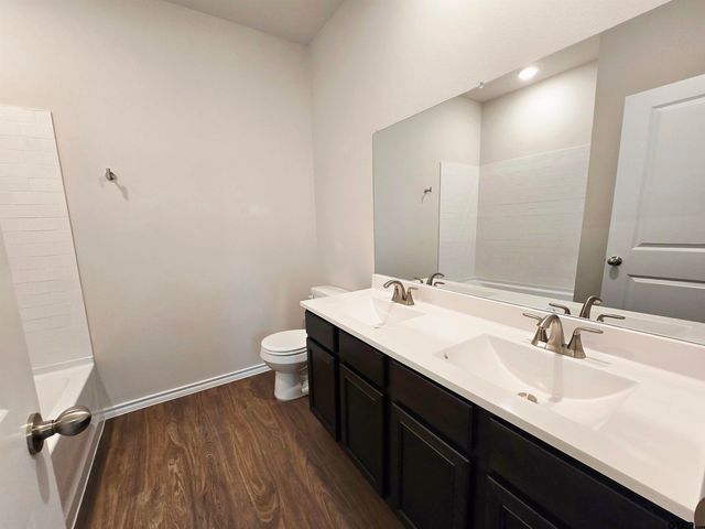 610 Park Central, Chandler, TX 75758