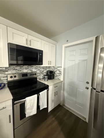 610 SE 2nd Ave L4, Deerfield Beach, FL 33441