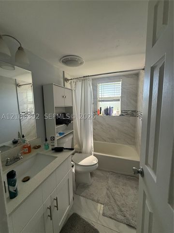 610 SE 2nd Ave L4, Deerfield Beach, FL 33441