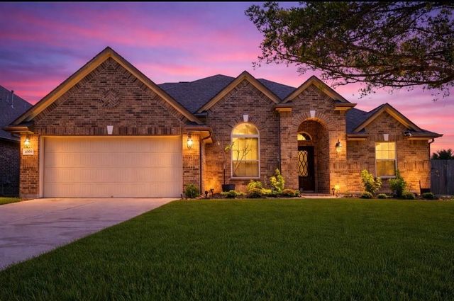 6304 Wood Creek Lane, League City, TX 77573