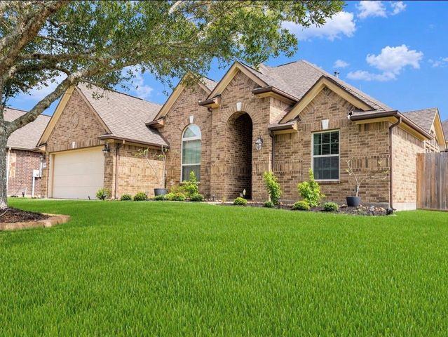 6304 Wood Creek Lane, League City, TX 77573