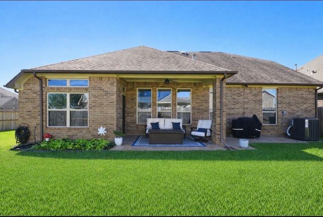 6304 Wood Creek Lane, League City, TX 77573