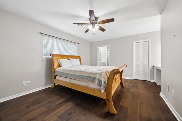 1522 19th Avenue N, Texas City, TX 77590