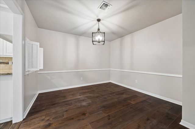 1522 19th Avenue N, Texas City, TX 77590