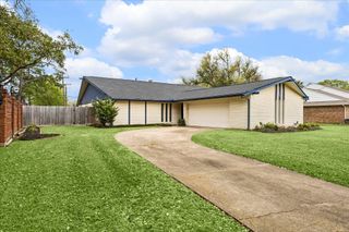 1522 19th Avenue N, Texas City, TX 77590