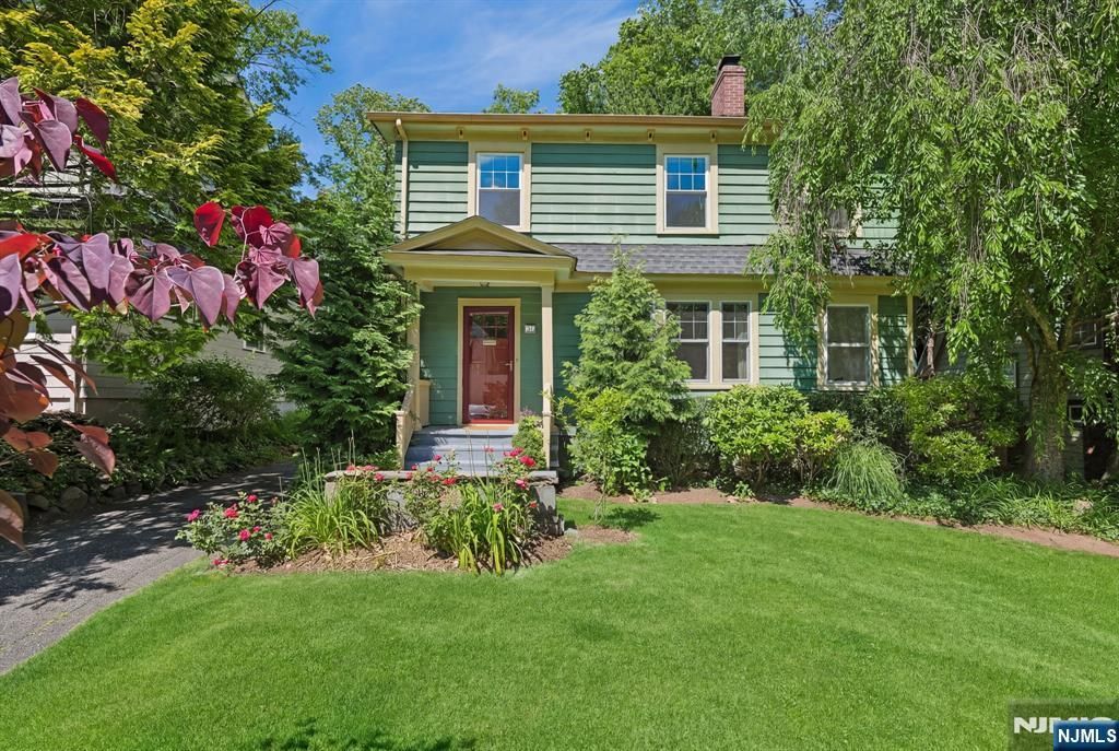 31 Macopin Avenue, Montclair, NJ 07043