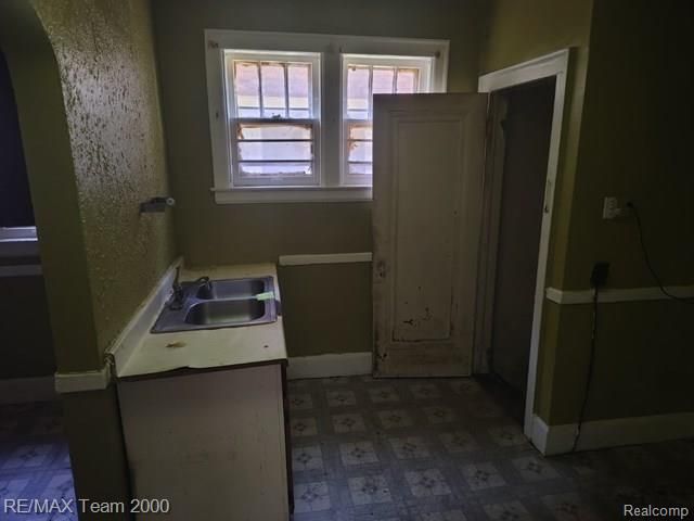4237 W Grand Street, Detroit, MI 48238