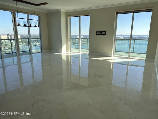 1431 RIVERPLACE Boulevard 1706, Jacksonville, FL 32207